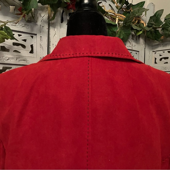 VINTAGE ALFRED DUNNER FASHIONABLE FAUX RED SUEDE BUTTON UP LONG SLEEVE JACKET - Picture 9 of 12